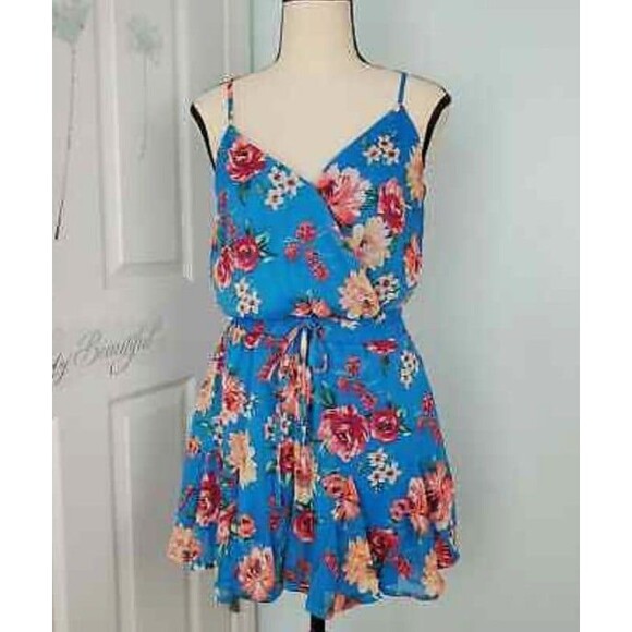 Francesca's Collection - Blue Floral Shorts - One Piece with Spaghetti Straps - Picture 1 of 5
